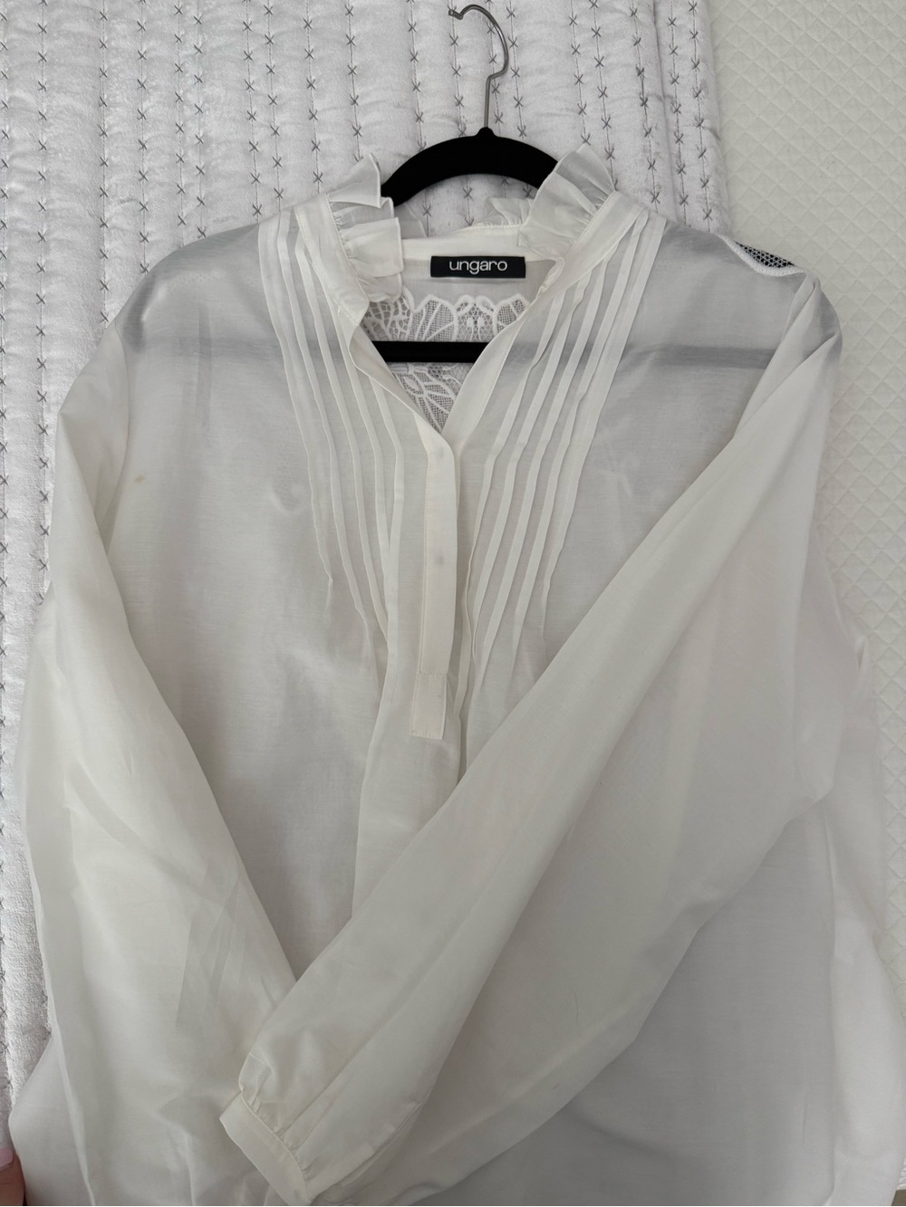 lace detailing Ungaro top size L - Picture 2 of 4